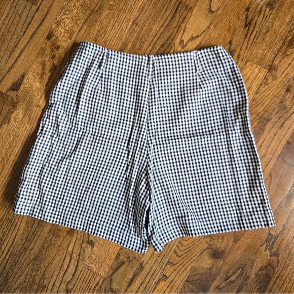 Black and White Gingham High-Waist Skort - Picture 6 of 6